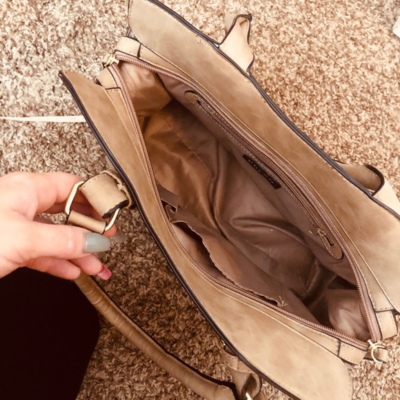 Bueno Tan Faux Suede Purse - Picture 4 of 8